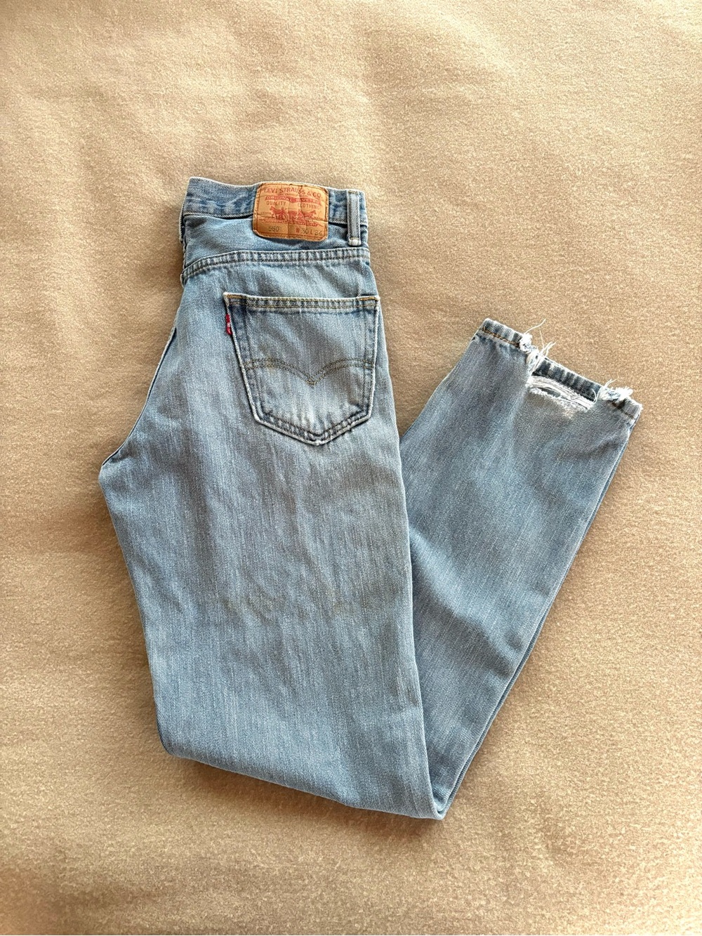 Vintage Distressed Levi’s 550 Jeans